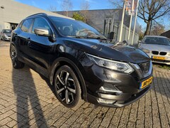 Nissan Qashqai - 1.2 Tekna exclusive, leder, panorama, trekhaak, navi, cruise, camera pdc, multi-stuur, 19"