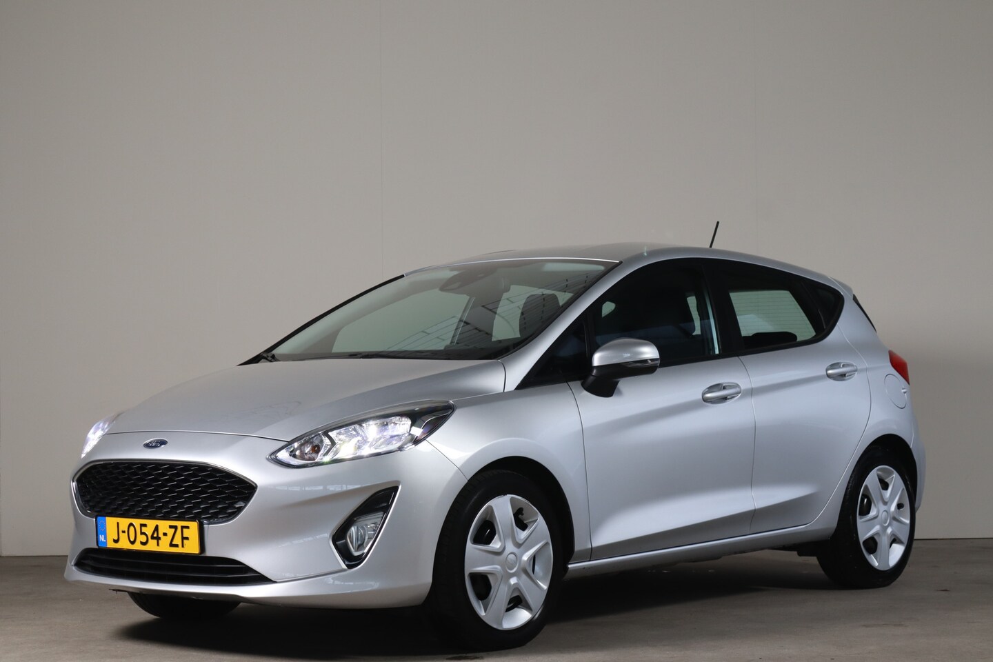 Ford Fiesta - 1.0 EcoBoost Connected - NL- Auto!! Apple I Parkeersensor A I Airco - AutoWereld.nl