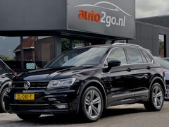 Volkswagen Tiguan - 1.5 TSI AUT7 2X R-LINE DESIGNO-INT NAVI DIGI-DASH PARKPILOT APPLE-CARPLAY 20 INCH-LMV PDC
