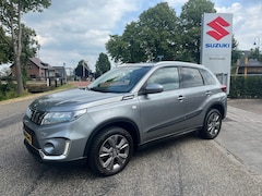 Suzuki Vitara - 1.4 Boosterjet Select Smart Hybrid // 1500 kilo trekgewicht // Snel te rijden // Rijklaar