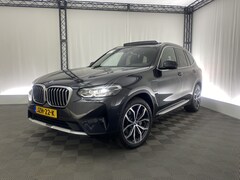 BMW X3 - xDrive30e Automaat | Apple CarPlay | Leder | Pano-Dak | Navi | H&K | Dodehoek Det. |
