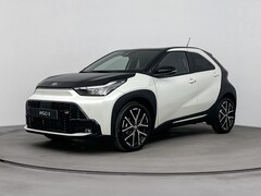 Toyota Aygo X - Hybrid 115 GR Sport | Apple Carplay & Android Auto | Parkeercamera | Onderweg-naar-dealer