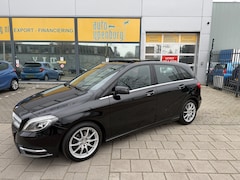 Mercedes-Benz B-klasse - 200 Prestige Automaat * 134.556 Km * Panoramadak * Leder / Stof * Led / Xenon * Airco
