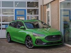 Ford Focus Wagon - 2.3 EcoBoost ST-X B&O|Performance Pack|Camera|HUD|Schaalstoelen|Cruise|Car-Play|Navi