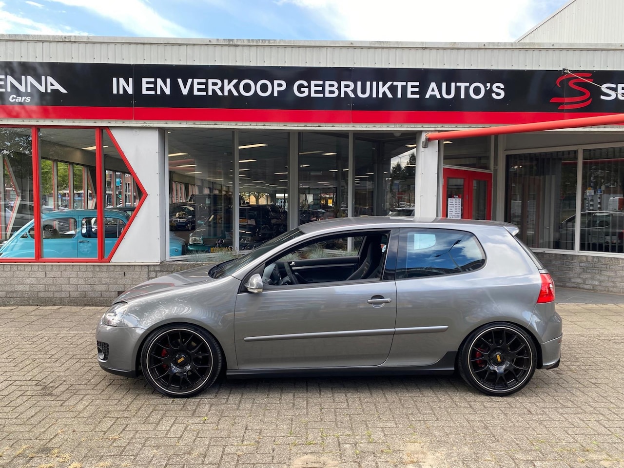 Volkswagen Golf - 2.0 TFSI GTI - BBS - Verlaagd - R20 - Inr M - AutoWereld.nl