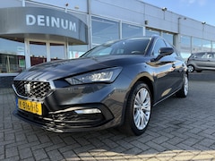 SEAT Leon Sportstourer - 1.5 TSI Style Launch Edition Navigatie, Camera, Virt.cockpit, CClimate contr, etc