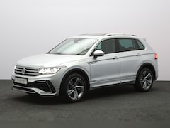Volkswagen Tiguan - 1.4 TSI eHybrid 245 PK R-Line Business PHEV, Panoramadak, Memory, Elektrische Trekhaak, Le