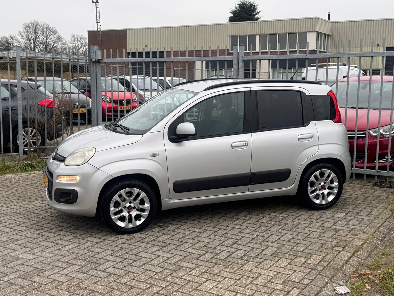 Fiat Panda - 0.9 TwinAir Sempre NL AUTO NAP! 1e eigenaar l Airco l MTF -stuur l AUX l LMV l Dakrailing - AutoWereld.nl