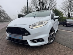 Ford Fiesta - 1.6 ST A-C Elek Pakket Navi Lmv Camera