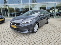 Kia Cee'd Sportswagon - Ceed 1.5 T-GDi DynamicLine Trekhaak | Nav | Lmv | Achteruitrijcamera | 1e eigenaar | Deale