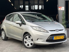 Ford Fiesta - 1.25 Limited|APK|NAP|5 Deuren|Airco|Aux