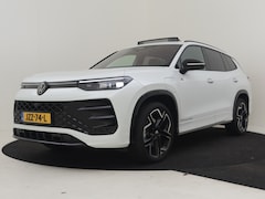Volkswagen Tayron - 1.5 eHybrid R-Line Edition | Black Edition | Panoramadak | Trekhaak l Leder l Harman & Kar