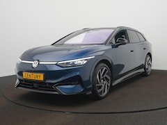 Volkswagen ID.7 Tourer - Pro Limited Edition 77 kWh accu 210 kW / 286 PK Va Aquamarine Blue / Trekhaak