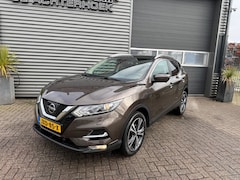 Nissan Qashqai - 1.2 Tekna Pano / 1-Jaar garantie / Trekhaak