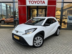 Toyota Aygo X - 1.0 VVT-i MT Play NL-auto Carplay/Android Cruise Control Airco