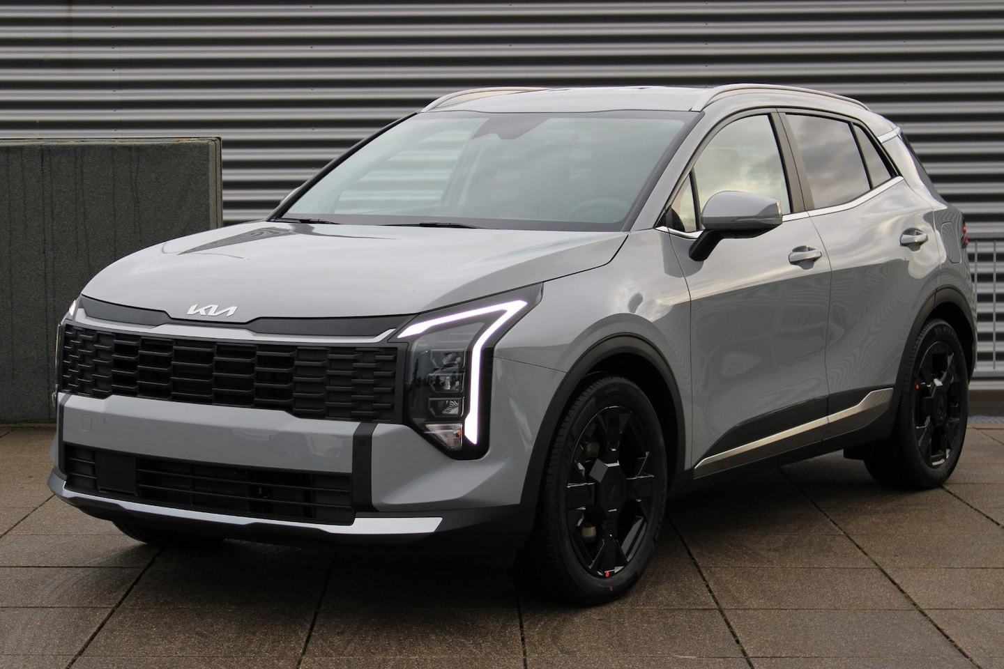 Kia Sportage - 1.6 T-GDi Plug-in Hybrid DynamicLine AWD DIRECT LEVERBAAR!! Rijklaarprijs!! - AutoWereld.nl