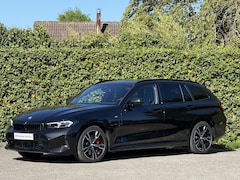 BMW 3-serie Touring - 330e | M-Sport Pro | HiFi | ACC | Camera | Getint Glas | Stuur + Stoelverw