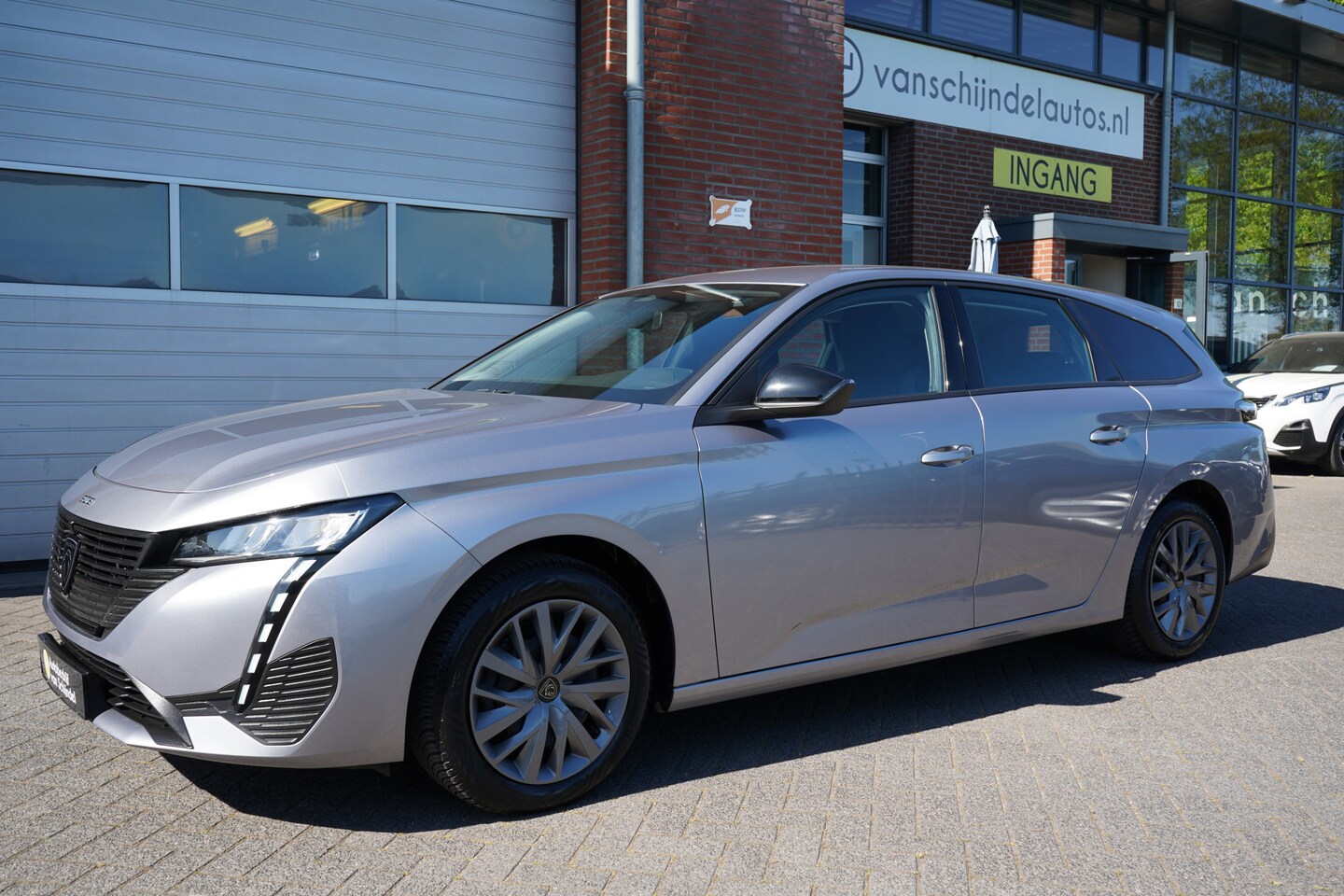 Peugeot 308 SW - 1.2 PURETECH ACTIVE BUSINESS NOV 2022 KEURIGE NETTE STAAT!! 4X PERF ALL SEASON BANDEN NAVI - AutoWereld.nl