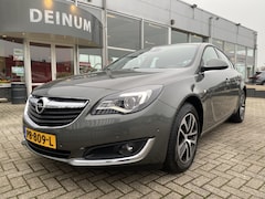 Opel Insignia - 1.6 Turbo 170 PK Edition Navigatie, Climate contr, Trekhaak, Nieuwstaat