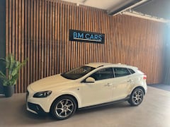 Volvo V40 Cross Country - 1.5 T3 Ocean Race Automaat, Leer, Navi