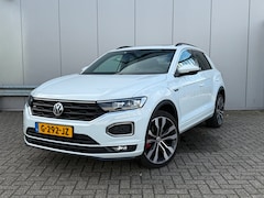 Volkswagen T-Roc - 1.5 TSI Sport | 3x R-Line | Panoramadak | Stoelverwarming | Trekhaak | BOMVOL