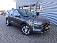 Ford Kuga - 1.5 Titanium 1e Eigenaar | Volledig Onderh | BTW | NL-Auto | Winterpack | 360Cam | Navi |