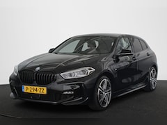 BMW 1-serie - 120i Business Edition Automaat M Sport Stoelverwarming Navi