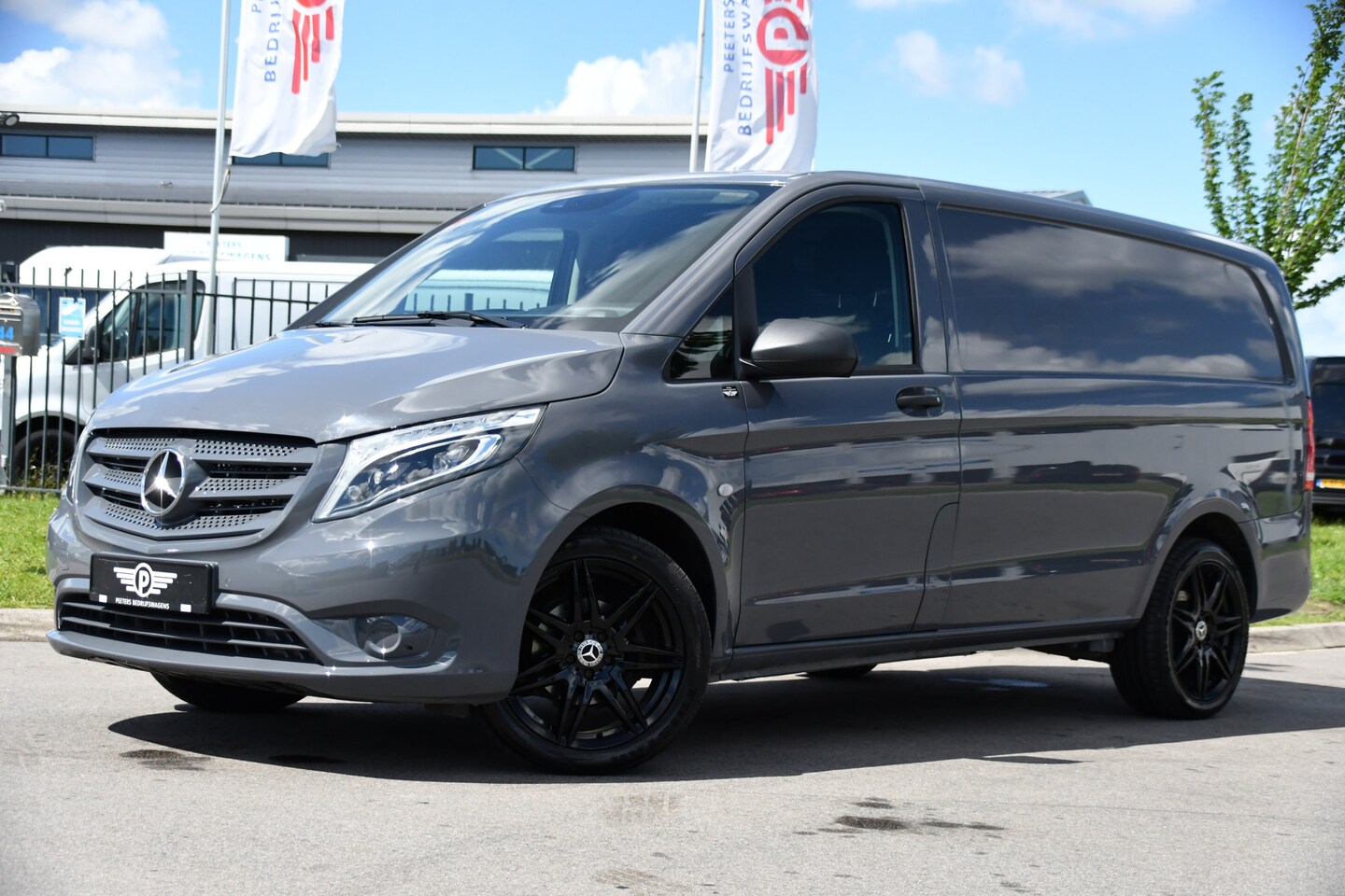 Mercedes-Benz Vito - 116 CDI L2 PB Edition Camera, Cruise, Carplay, LED, 164pk, Automaat, Multimedia, Uniek! - AutoWereld.nl