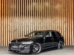BMW 5-serie Touring - 520i 184PK Automaat M-Sport | LASER LED | COMFORTSTOELEN | CAMERA | STOELVERWARMING | SHAD
