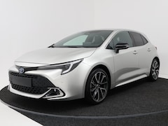 Toyota Corolla - Hybrid 180 Executive | Navigatie | JBL | PDC | BLS | Stuur-Stoelverwarming |