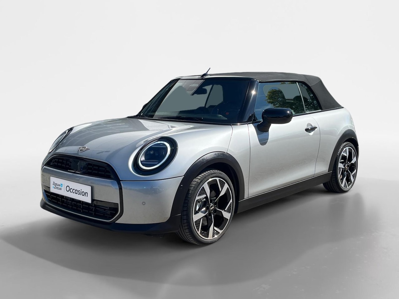 MINI Cabrio - 2.0 Cooper C Classic | Apple Carplay | Android Auto | Navigatie | 18" LM - AutoWereld.nl