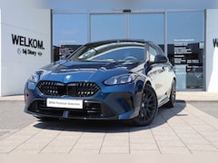 BMW 1-serie - 120 M Sport Automaat / Trekhaak / Panoramadak / Sportstoelen / Comfort Access / Achteruitr