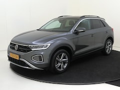 Volkswagen T-Roc - 1.0 TSI Life 75 Edition | Navigatie | Camera | Adaptief cruise control | Pack parking | Lm