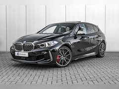 BMW 1-serie - M135i xDrive High Executive 306 PK | Panoramadak | Harman Kardon | Geheugen Stoelen | Stuu