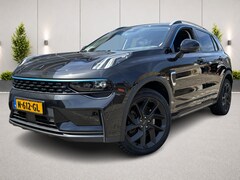 Lynk & Co 01 - 1.5 NL AUTO MET NAP - MAT ZWARTE VELGEN - 4 NIEUWE BANDEN