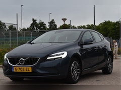 Volvo V40 - 1.5 T2 Polar+ | NL-Auto | Historie | Standkachel | Stoelverwarming | Nav | Sfeerverl. | Fu