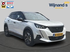 Peugeot 2008 - 1.2T 130pk GT | Panorama | Camera | Stoelverwarming | Bi-color |