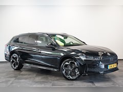 Skoda Superb Combi - 1.5 TSI PHEV Sportline Panoramadak RS Leer Elek. Stoelen StoelVent. /Verwarming 24 Maanden