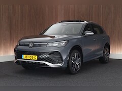 Volkswagen Tiguan - 1.5 272pk eHybrid R-Line Edition Trekhaak Camera Keyless Massage Virtual Cockpit Panoramad