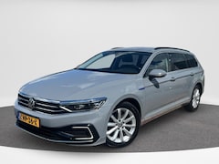 Volkswagen Passat Variant - 1.4 TSI PHEV GTE Business | Trekhaak | LED | DAB | A.Camera | 218Pk |
