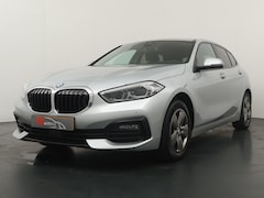 BMW 1-serie - 118i Executive Edition - Navigatie - Climate Controle - Apple Carplay & Android Auto