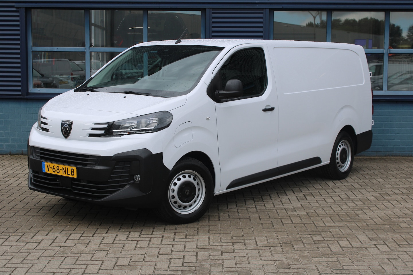 Peugeot e-Expert - L3 75 kWh | 8 JAAR GARANTIE | CAMERA | NAVI | DRAADLOOS CARPLAY | COMFORT WAND | - AutoWereld.nl