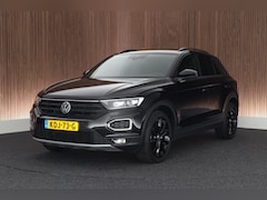 Volkswagen T-Roc - 1.5 TSI 150pk DSG Sport Black Style Trekhaak Led Stoelverwarming Virtual Cockpit Navigatie