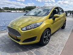 Ford Fiesta - 1.0 Style Nwe Distributie airco navi apk