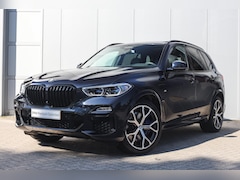 BMW X5 - xDrive45e High Executive M Sport Automaat / Panoramadak Sky Lounge / Trekhaak / Laserlight