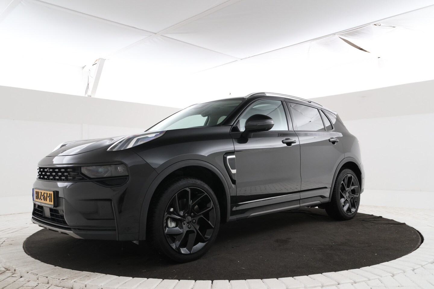 Lynk & Co 01 - 1.5 Panoramadak, Adaptieve Cruise Control, Airco, Apple Carplay - AutoWereld.nl