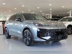 Volkswagen T-Roc - 1.5 eTSI R-Line/PANO/CAMERA/CARPLAY