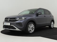 Volkswagen T-Cross - Life Edition | 'App-Connect' draadloze smartphone integratie | Achterlichten LED | Afstand