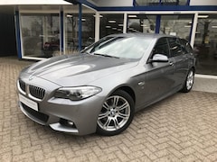 BMW 5-serie Touring - 520i Executive M PAKKET automaat/navigatie/sportstoelen