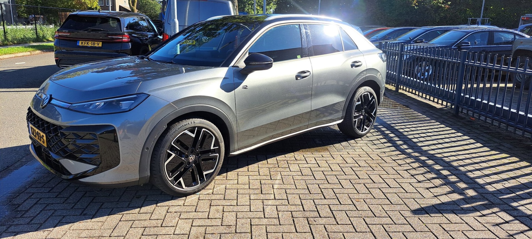 Volkswagen T-Roc - 1.5 eTsi Style First Edition R line - AutoWereld.nl